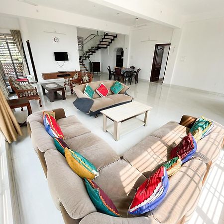 Gintara Beach Homestay By Evaddo Kalyanpur Exterior photo